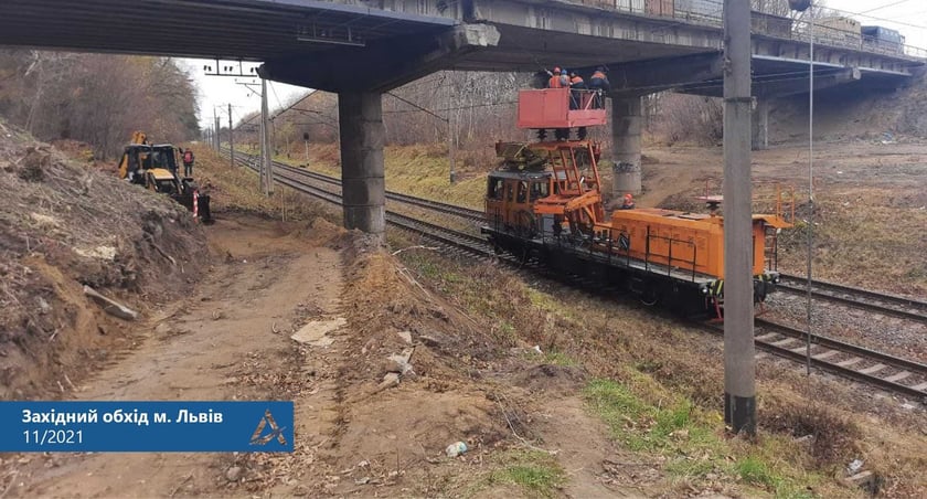На Західному обході Львова стартувала реконструкція мосту через залізницю