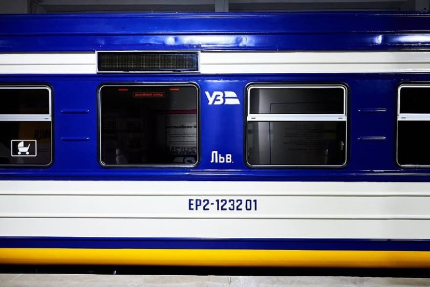 На маршрут «Львів-Сянки» виходить модернізований інклюзивний електропоїзд