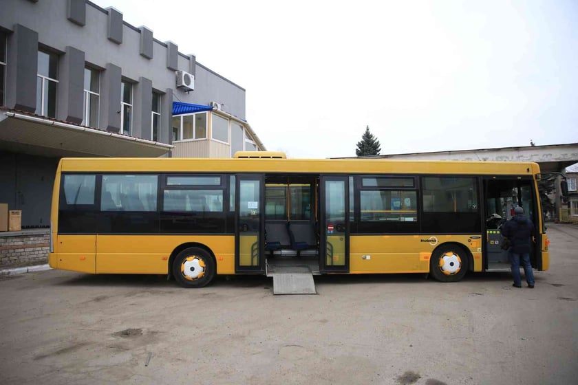 Дніпру передали з Данії 5 нових низькопідлогових екоавтобусів (ФОТО)