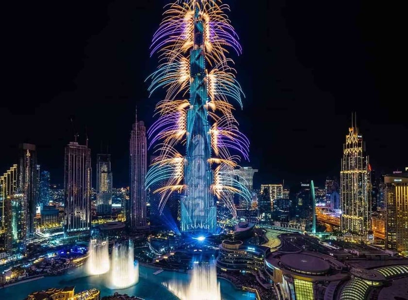 Українці влаштували новорічне LED-шоу на найвищій будівлі світу у Дубаї (ВІДЕО)