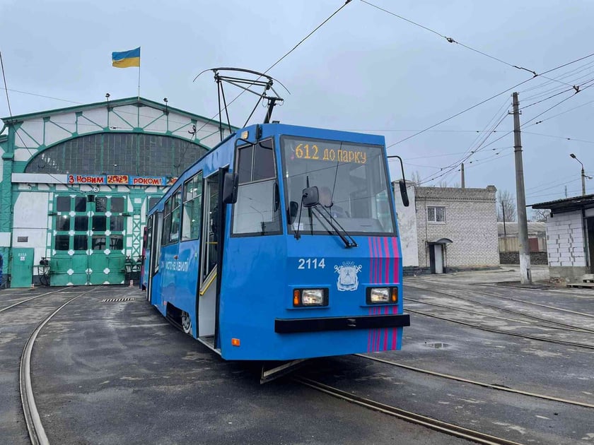 У Миколаєві на маршрут вийшов  оновлений трамвай (ФОТО)