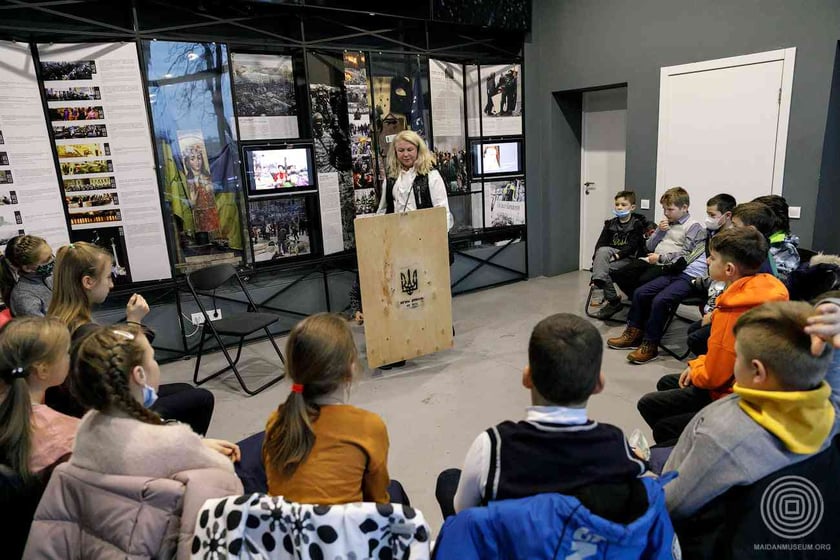 Киян запрошують на безкоштовні екскурсії місцями Революції Гідності у січні