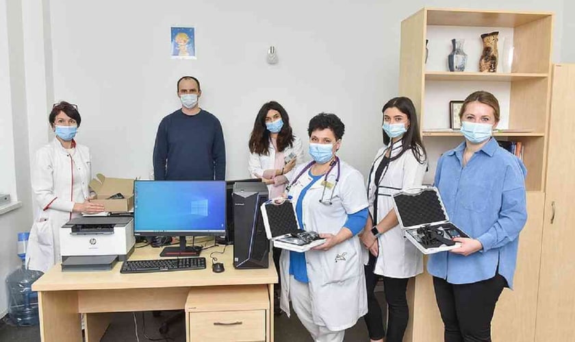 Дитяча лікарня у Дніпрі завдяки благодійникам отримала обладнання на майже 250 тис. грн (ФОТО)