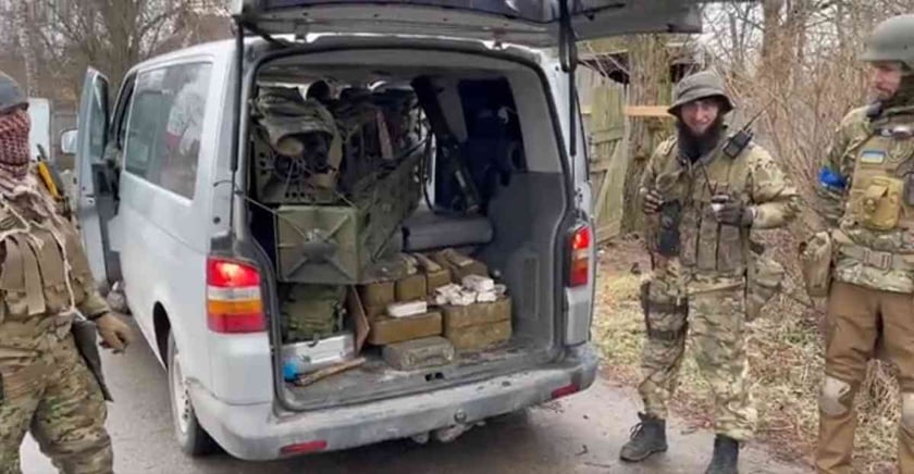 Бійці батальйону «Крим» зачистили від окупантів ліс на Київщині і зібрали трофеї (ВІДЕО)