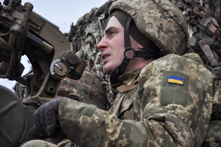 На Сході українські захисники відбили чотири атаки та знищили близько 40 загарбників