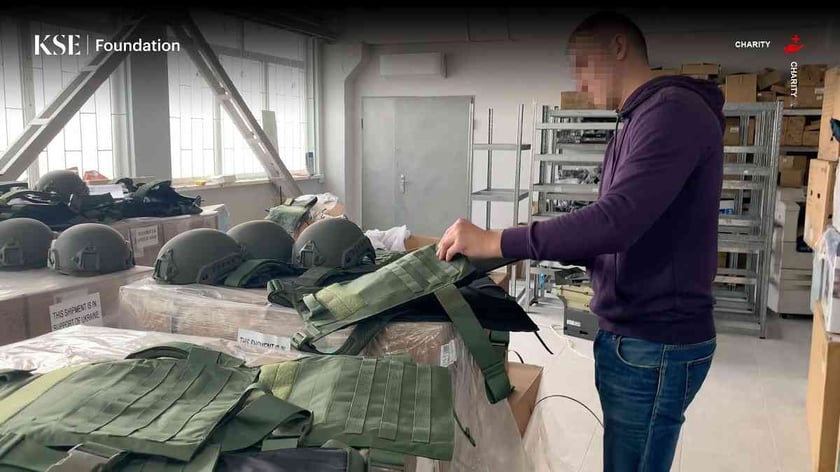 Свiтовий Конґрес Українців передав 500 нових бронежилетів для ЗСУ