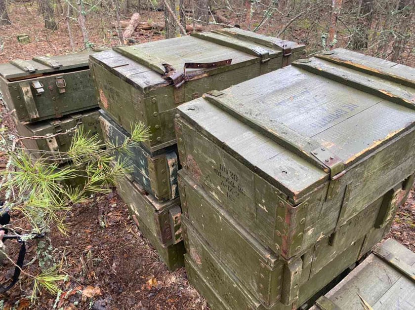 На Чернігівщині знайшли сховище боєприпасів, які окупанти покинули під час втечі