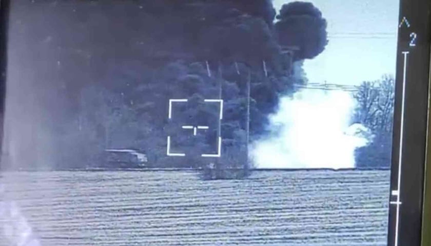 Українські десантники знищили три танки та паливозаправник РФ (ВІДЕО)