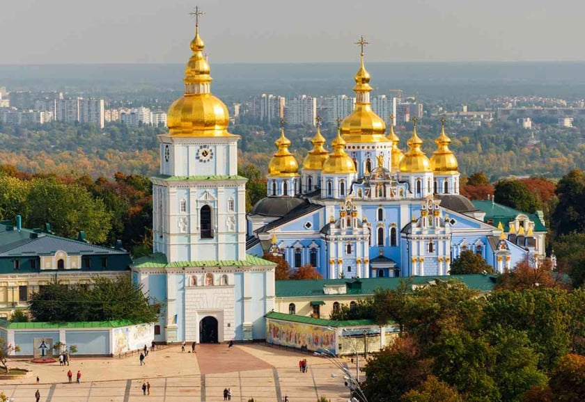 Зі дзвіниці Михайлівського монастиря зазвучала мелодія «Ой, у лузі червона калина»