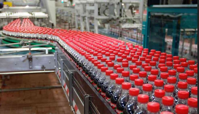 Завод Coca-Cola на Київщині поступово відновлює роботу