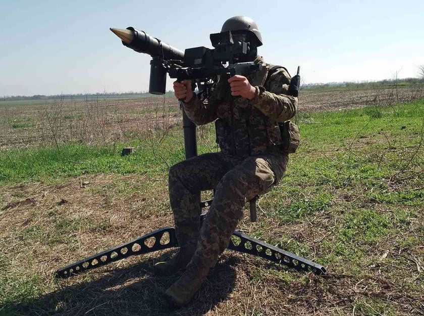 ЗСУ вдарили по пунктах управління окупантів у Новій Каховці (ВІДЕО)