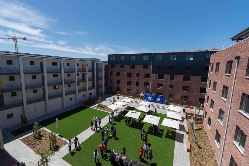 «Місто в місті». На Львівщині благодійники побудують житло для тисячі переселенців