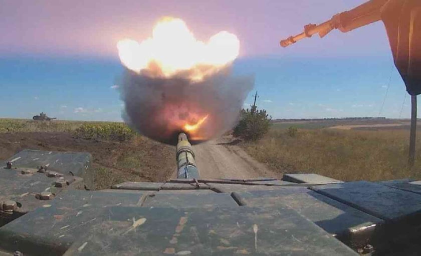 На Харківщині бійці 45 ОАБр знищили колону ворожої техніки під час спроби наступу (ВІДЕО)