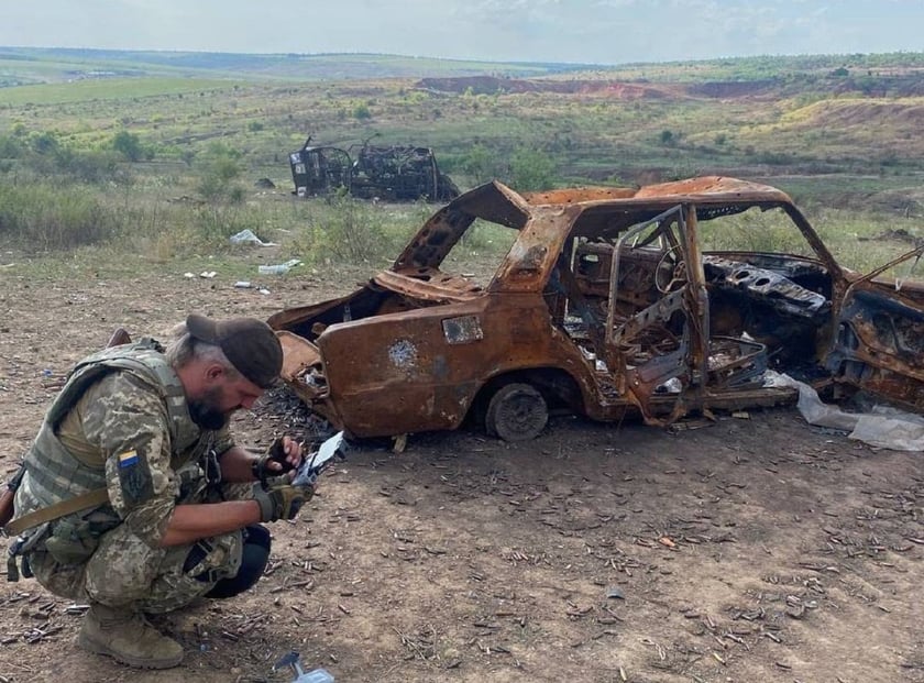 У Лисичанську ліквідували майже сотню окупантів підривом будівлі — Гайдай