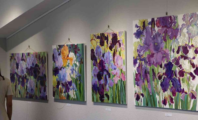 Мистецька виставка на Закарпатті зібрала пів мільйона гривень для ЗСУ