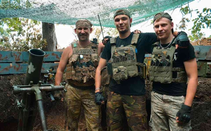 Бійці 53 ОМБр ефектно знищили російський БТР-82 з екіпажем (ВІДЕО)