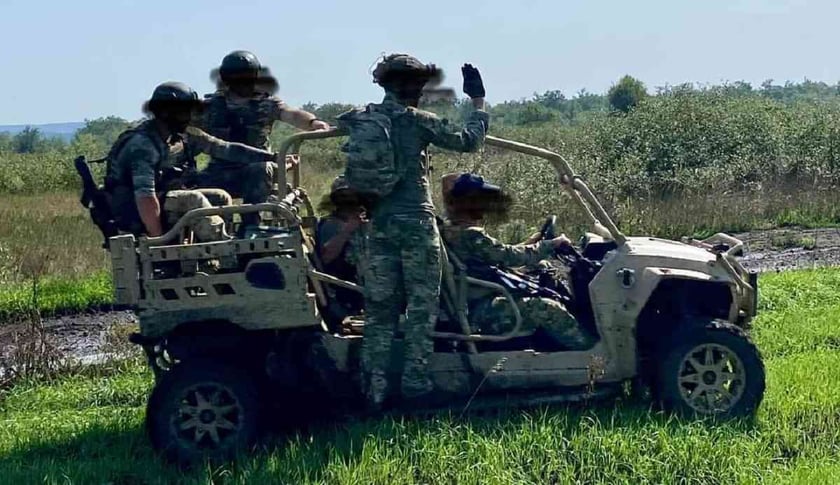 Бійці 73-го морського центру спецоперацій спалили ворожий танк (ВІДЕО)