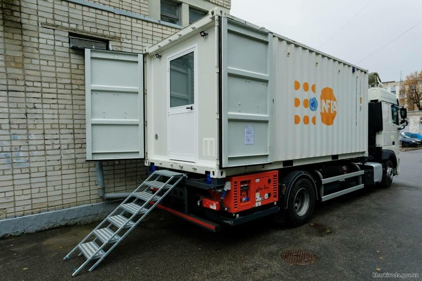 Харківщина отримала 5 «швидких» і пологовий «на колесах» (ВІДЕО)