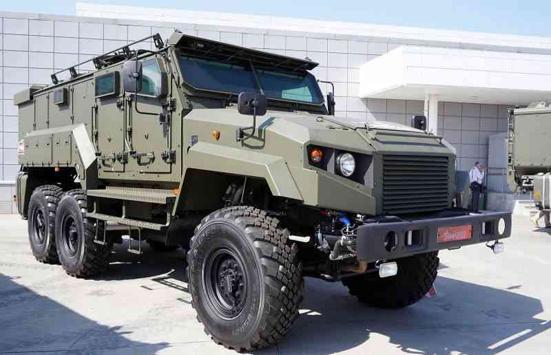 ЗСУ знищили сучасний броньовик «кадирівців» на Херсонщині