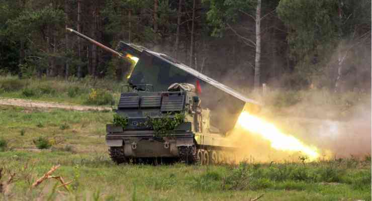 Німеччина передасть Україні додаткові РСЗВ MARS II та САУ PzH 2000