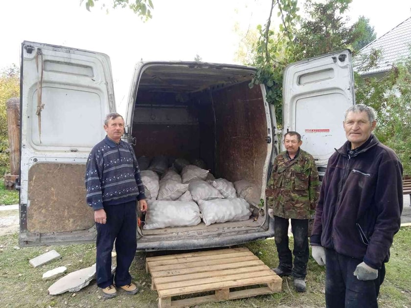 На Львівщині хранителі садиби Франка виростили 1,3 тонни картоплі для ЗСУ (ВІДЕО)