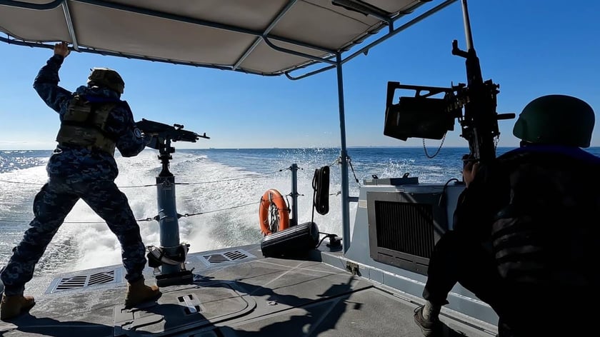 Екіпаж катера ВМС збив над Чорним морем іранський дрон-камікадзе