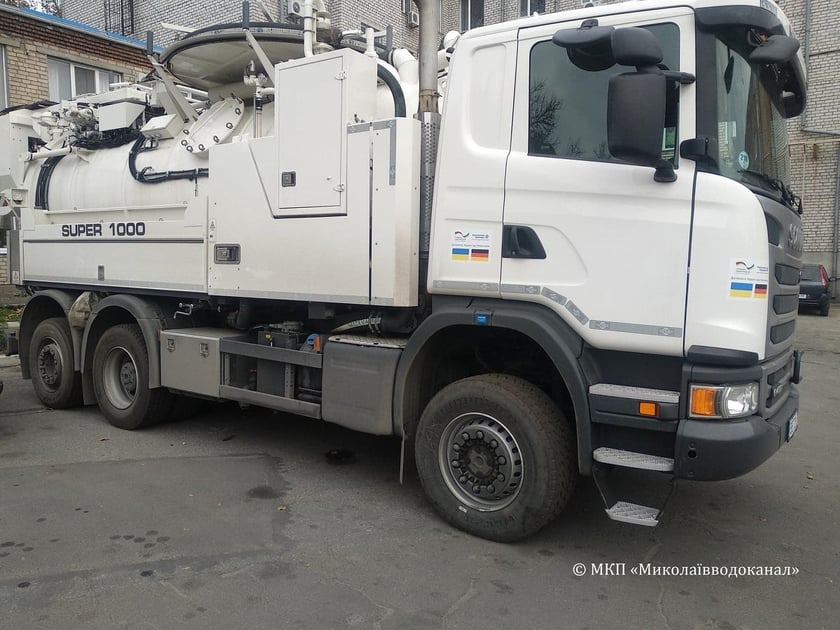 Миколаїв отримав сучасне німецьке авто для очищення систем каналізації