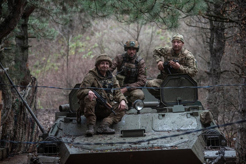 Спецпідрозділ 93 ОМБр «Сенека» знищив позиції росіян під Бахмутом (ВІДЕО)