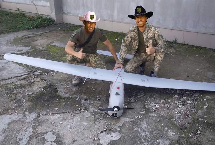 28 ОМБр «вполювала» практично неушкоджений безпілотник «Орлан-10» (ФОТО)