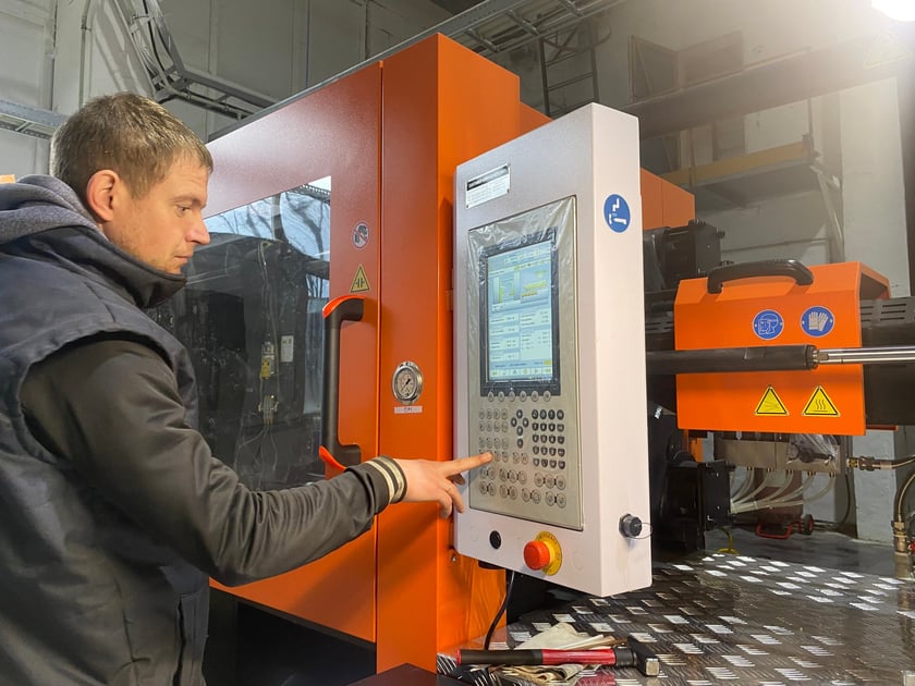 Компанія з Ірпеня виготовляє обладнання для очищення води в Миколаєві (ФОТО)