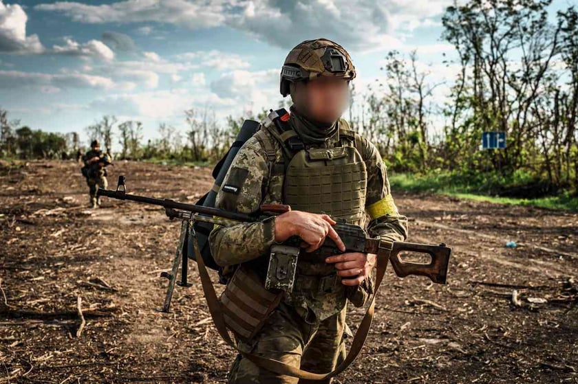 Спецпідрозділ KRAKEN штурмом звільнив селище Новоселівське на Луганщині (ВІДЕО)