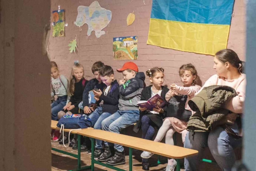 Єврокомісія виділяє €100 млн на відбудову зруйнованих українських шкіл