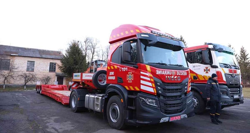 Рятувальникам Вінниччини передали два пожежні авто вартістю 22 млн грн