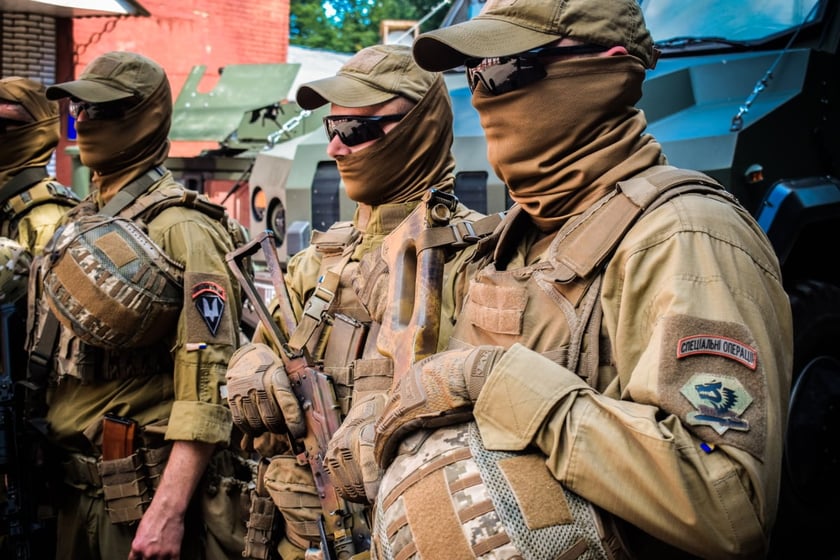 Спецпризначенці знищили ворожу групу військ на Луганщині (ВІДЕО)