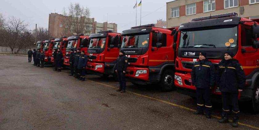 Рятувальники Харківщини отримали 23 пожежно-рятувальні машини