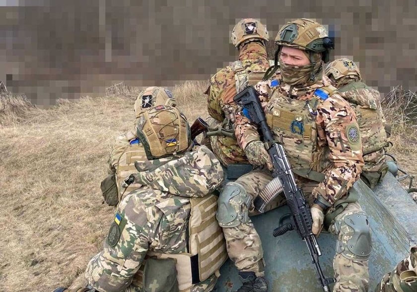 Одеські гвардійці дроном-камікадзе знищили спостережний пункт на окупованій Херсонщині (ВІДЕО)