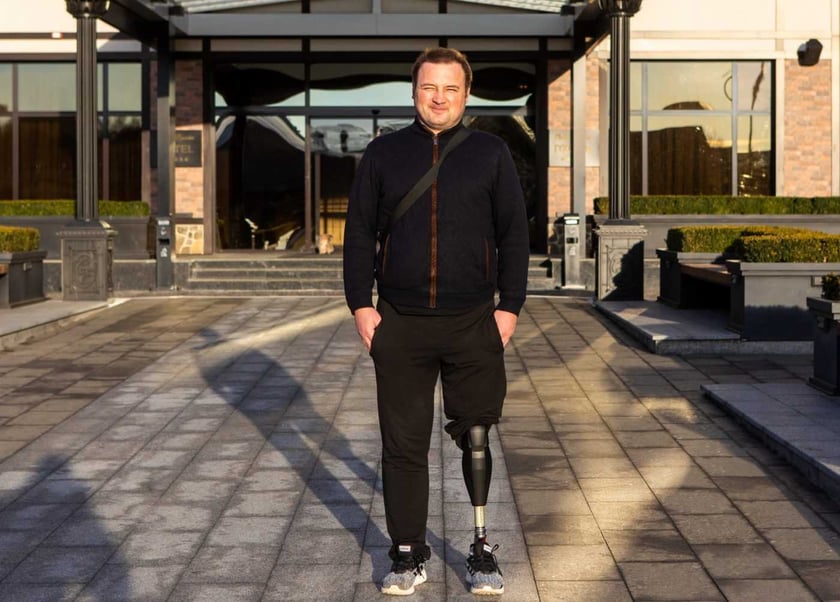 Фонд BGV та Уряд Естонії запустили програму безкоштовного протезування українців