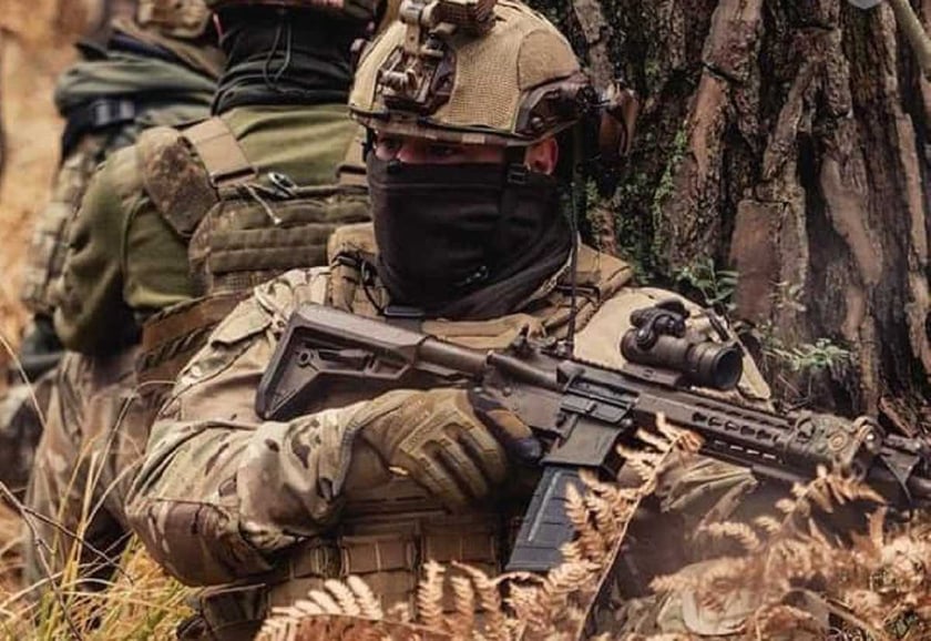 Президентська бригада знищила кулеметну позицію окупантів (ВІДЕО)