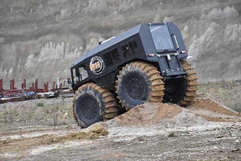 Українські всюдиходи Sherp виготовлятимуть у Туреччині (ВІДЕО)