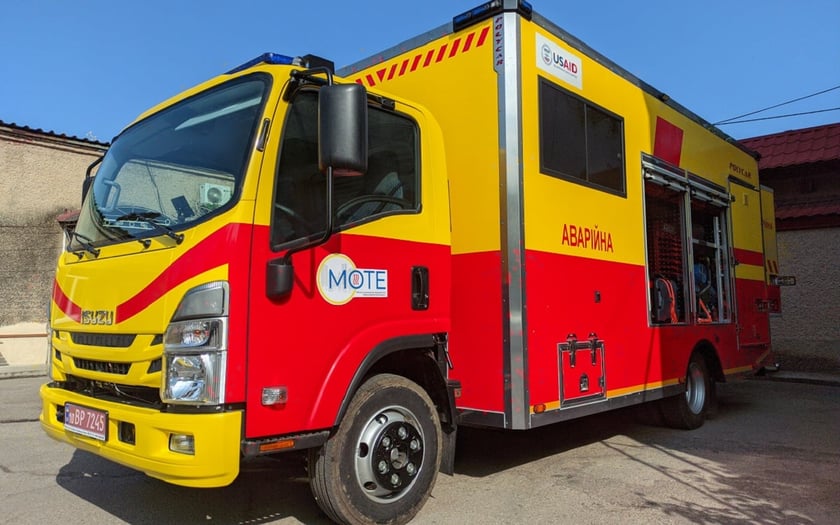 Миколаїв отримав сучасний аварійно-ремонтний автомобіль від США