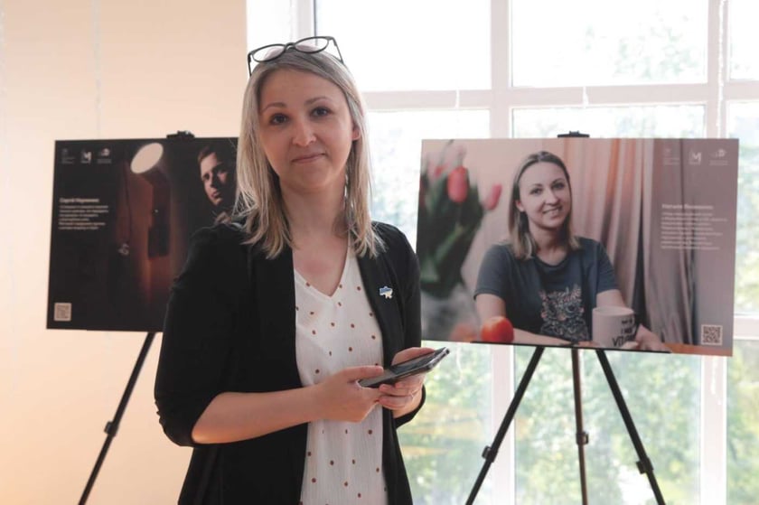 У Національному музеї історії України відкрилась виставка, присвячена переселенцям з Маріуполя (ФОТО)