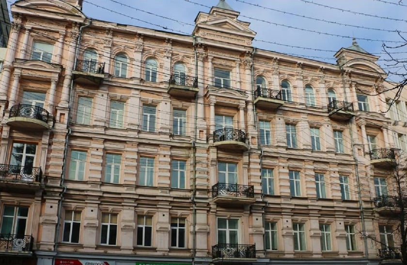 Готель «Ермітаж» у центрі Києва приватизували за рекордні 311 млн грн