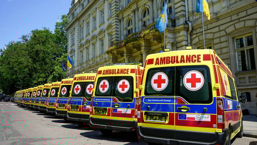 Польща передала ЗСУ 26 машин швидкої допомоги