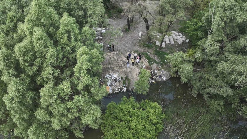 У Києві планують розчистити озеро біля метро «Лісова»