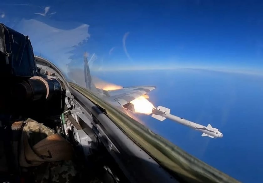 Атака на Львів: ППО збила 7 із 10 «Калібрів»