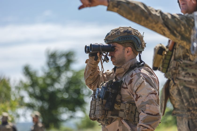Воїни 77 бригади ДШВ знищили ворожу розвідувальну станцію (ВІДЕО)
