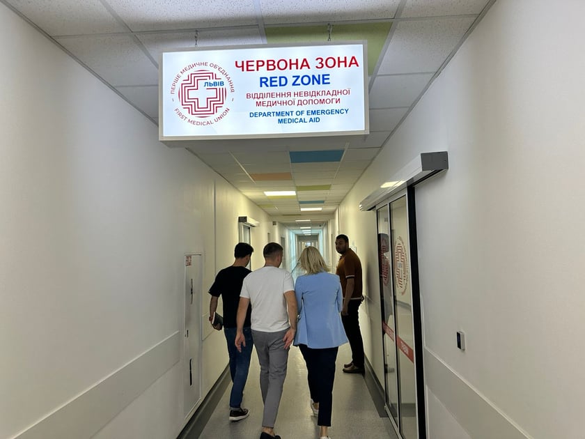 Італія розпочала проєкт підтримки закладів для лікування поранених під війни в Україні