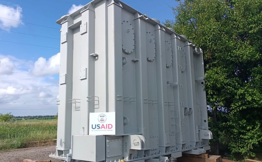 USAID передало Україні 5 трансформаторів для відновлення роботи підстанцій