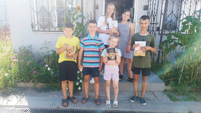 На Донеччині діти самостійно організували бібліотеку