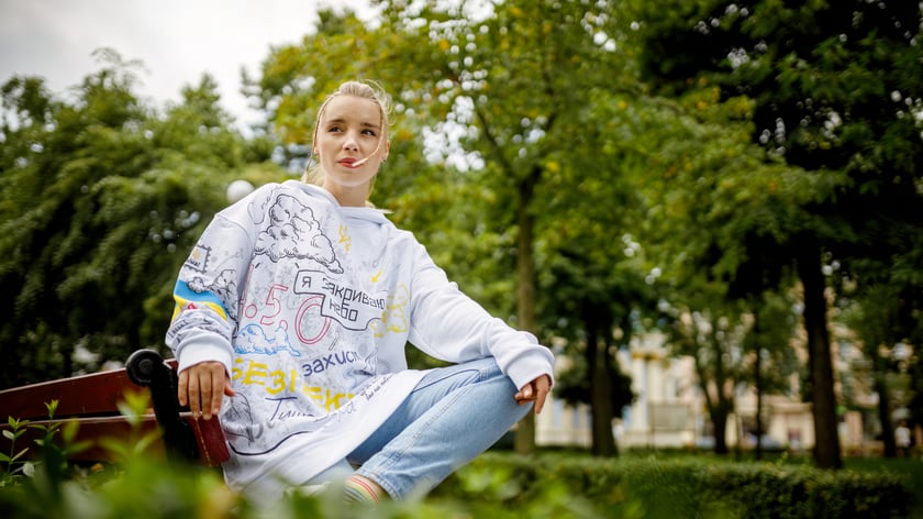 Нова пошта запустила благодійну лінійку одягу та аксесуарів (ФОТО)